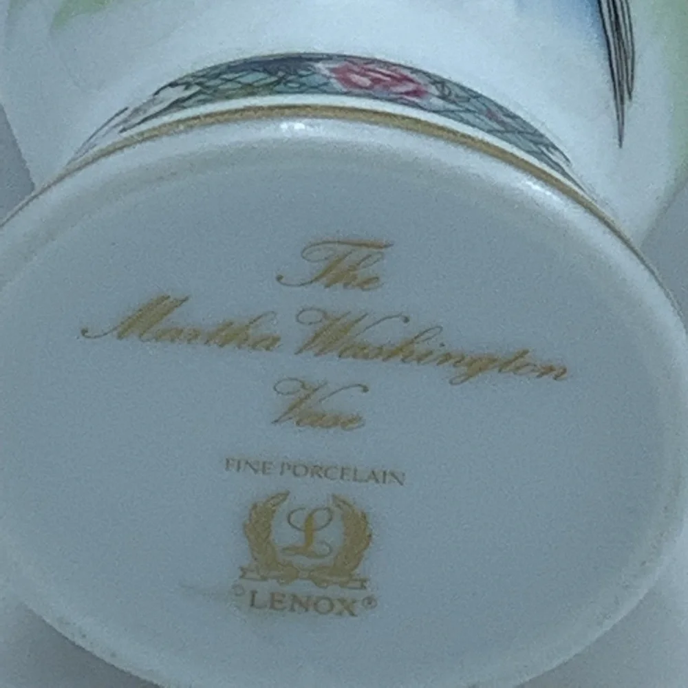 Lenox The Martha Washington Vase